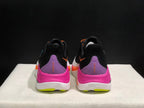 HOKA ONE ONE S KYWARD X