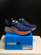 HOKA ONE ONE Challenger 7